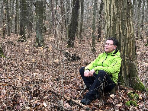 Foto: WaldResort Hainich. - Jürgen Dawo hat 2014 ein massives Burn-out erlebt und persönlich die Erfahrung gemacht, welche Kraftquelle die Natur, insbesondere der Wald, bietet.