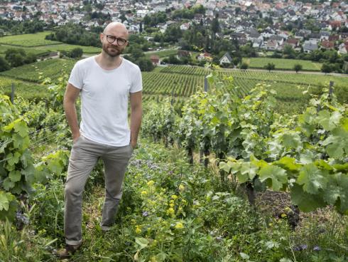 Bild klimafarmer: &quot;Das Gärtnern ist nicht nur ein schönes Hobby, sondern kann ganz konkret der Natur und auch dem Klima- und Umweltschutz dienen&quot;, sagt Ron Richter, Geschäftsführer der klimafarmer GmbH. 