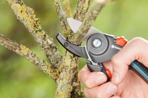 Produkte für kleine Balkone wie grosse Gärten, für grobe oder sehr feine Anwendungen: Die Gartenhelfer von GARDENA sind in jedem Bereich einsetzbar.  